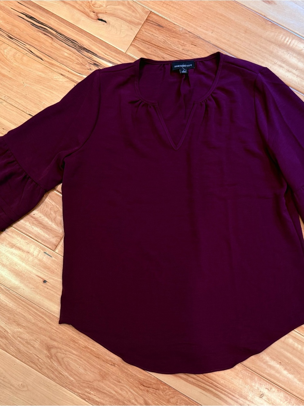 Fortune & Ivy Wine Split-Neck Balloon Sleeve Blouse